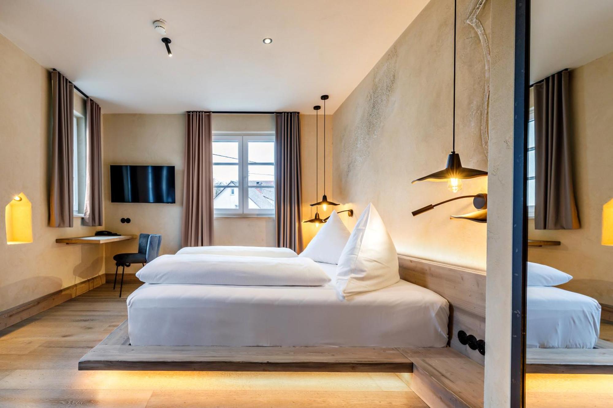 אאולנדורף Hotel Arthus מראה חיצוני תמונה
