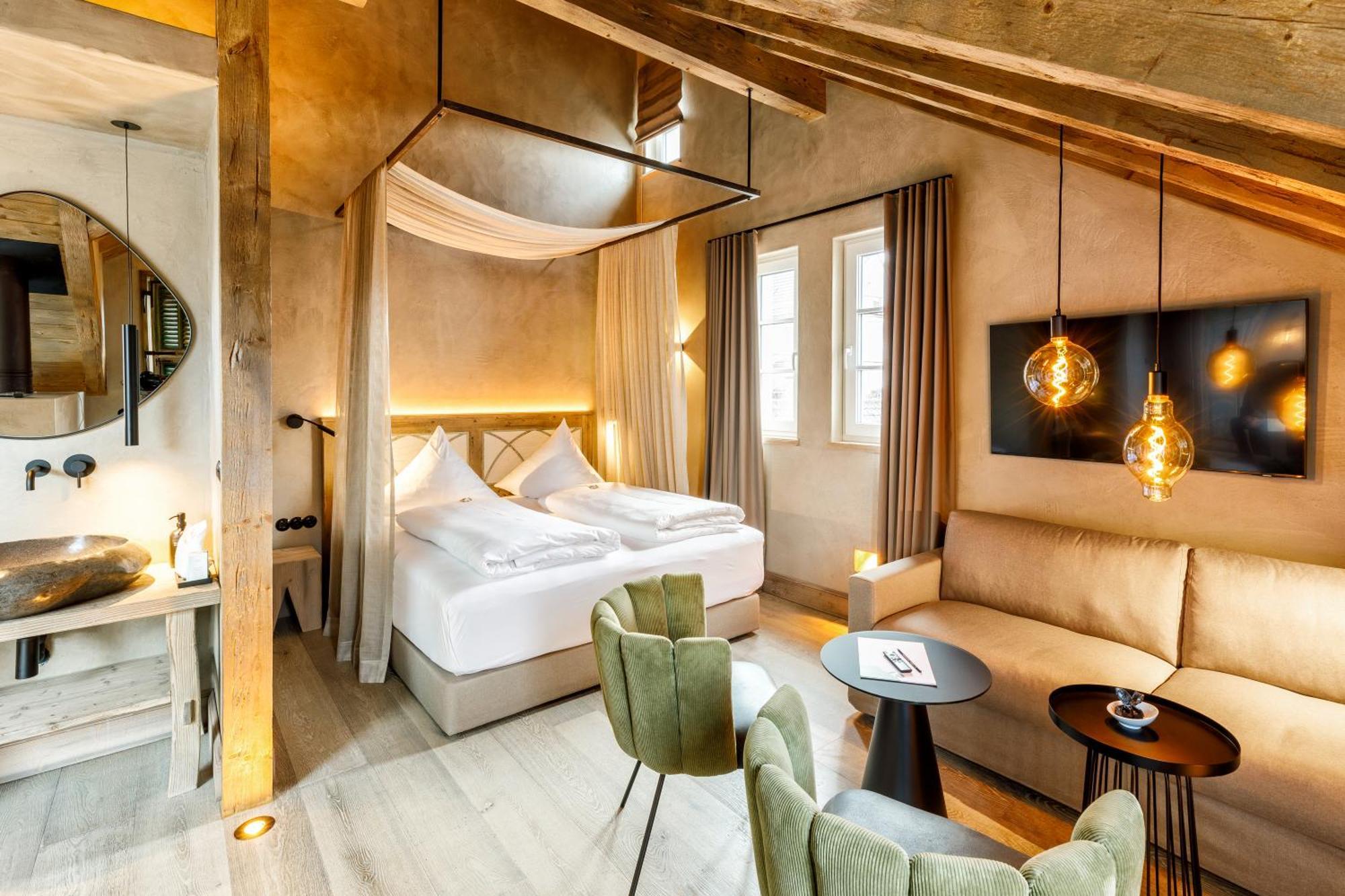 אאולנדורף Hotel Arthus מראה חיצוני תמונה