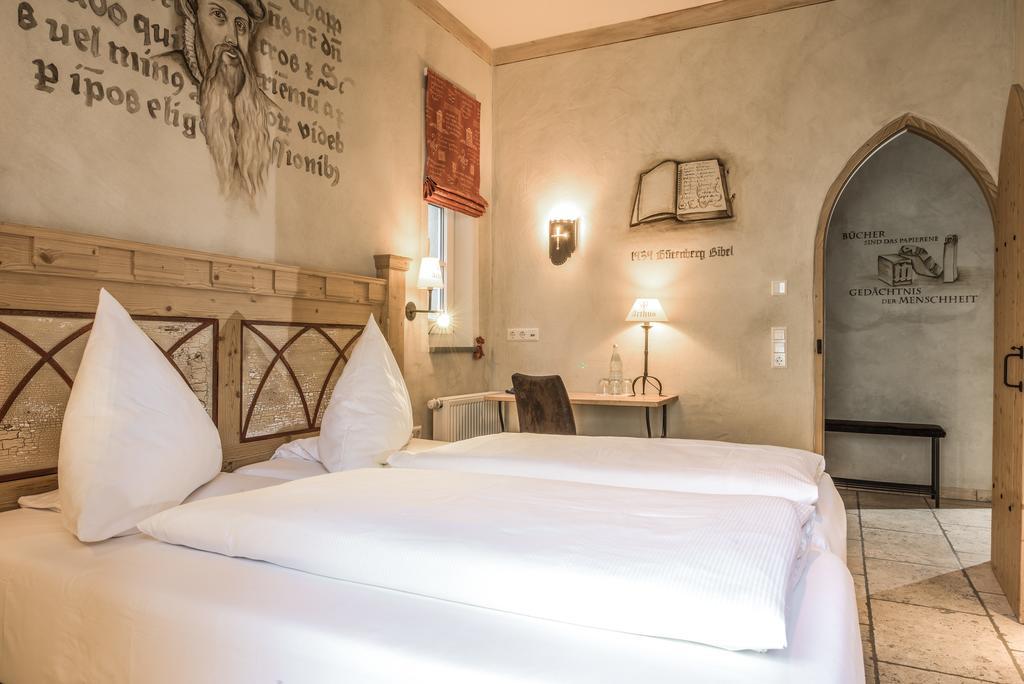 אאולנדורף Hotel Arthus מראה חיצוני תמונה